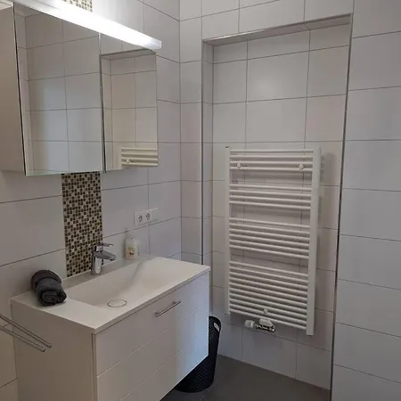 1 Bedroom With Garage & Outdoor Area In Kirchberg *