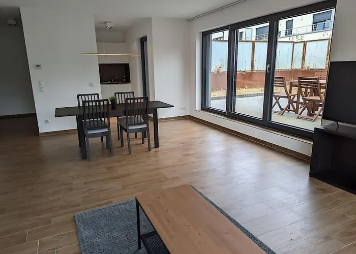 Lägenhet 1 Bedroom With Garage & Outdoor Area In Kirchberg