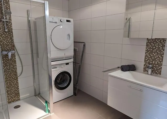 1 Bedroom With Garage & Outdoor Area In Kirchberg